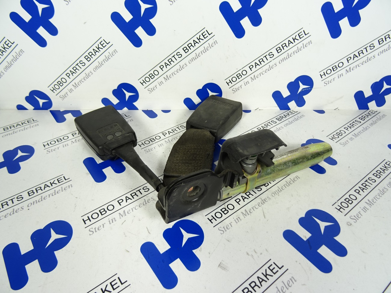 Gordelslot A 203 860 2069 Achterbank zwart - A2038602069 9c94 - A2038602069-9C94