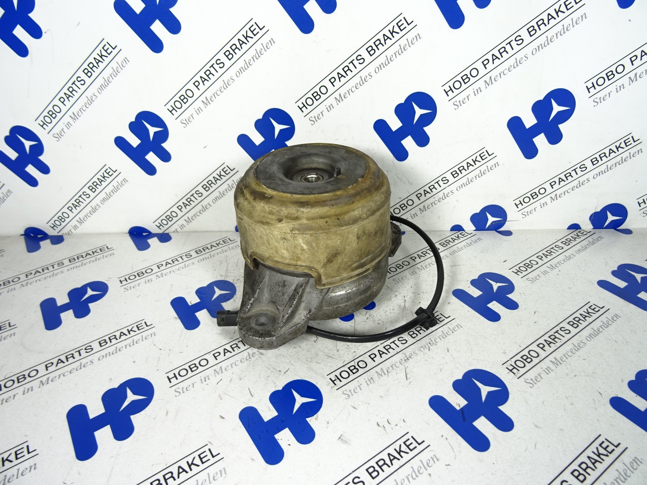 Motorsteun A 204 240 1917 - A2042401917 - A2042401917