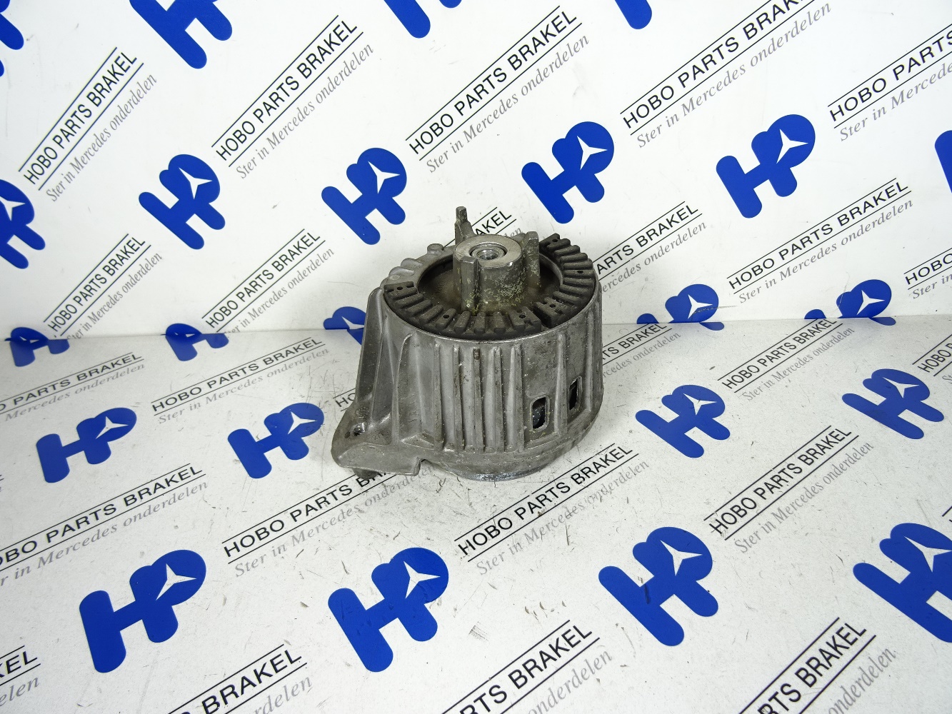 Motorsteun A 204 240 5917 - A2042405917 - A2042405917
