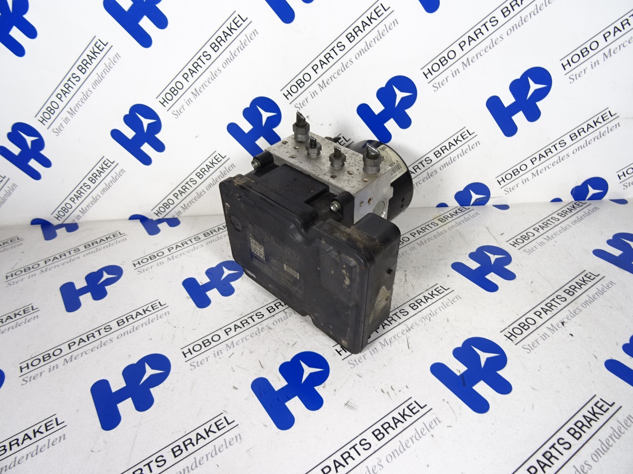 ABS pomp A 204 431 3812