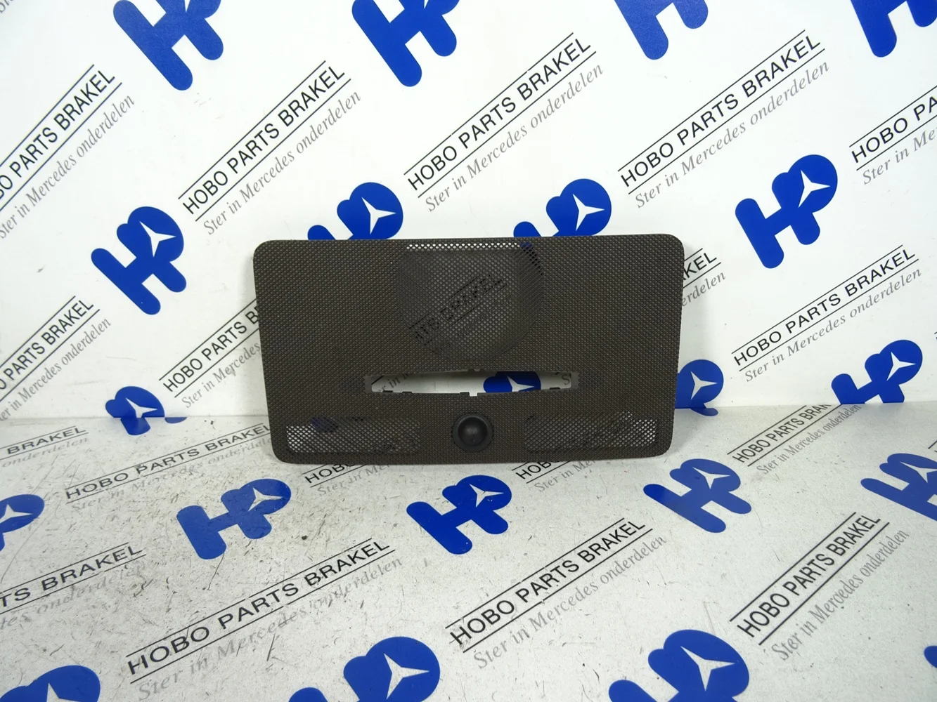 Dashboard afdekking A 204 680 0589 bruin - A2046800589 1 - A2046800589-8N85