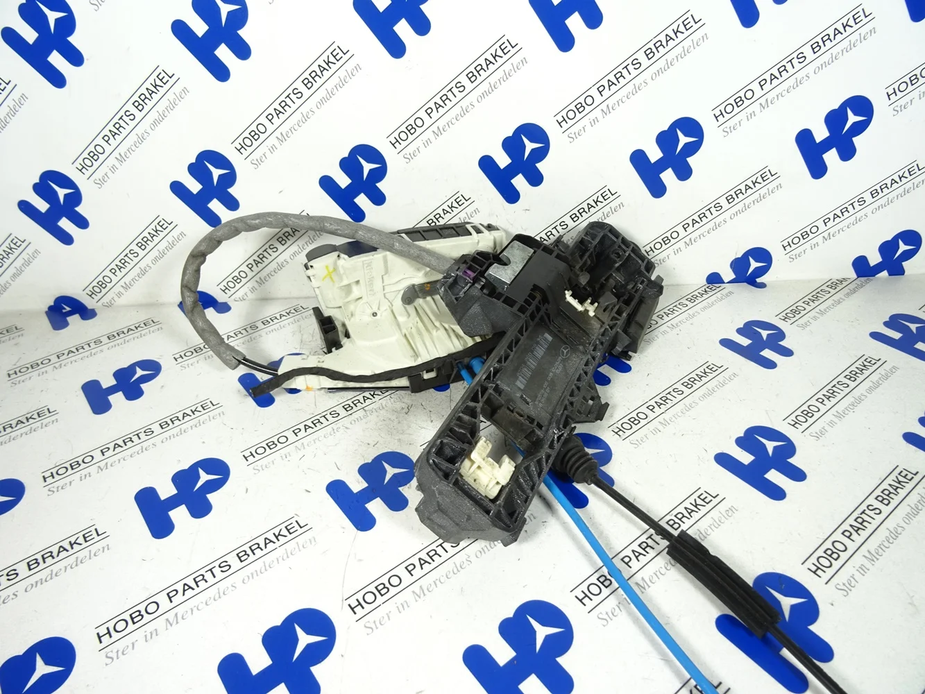 Portierslot A 204 730 2235 RA - A2047302235 - A2047302235