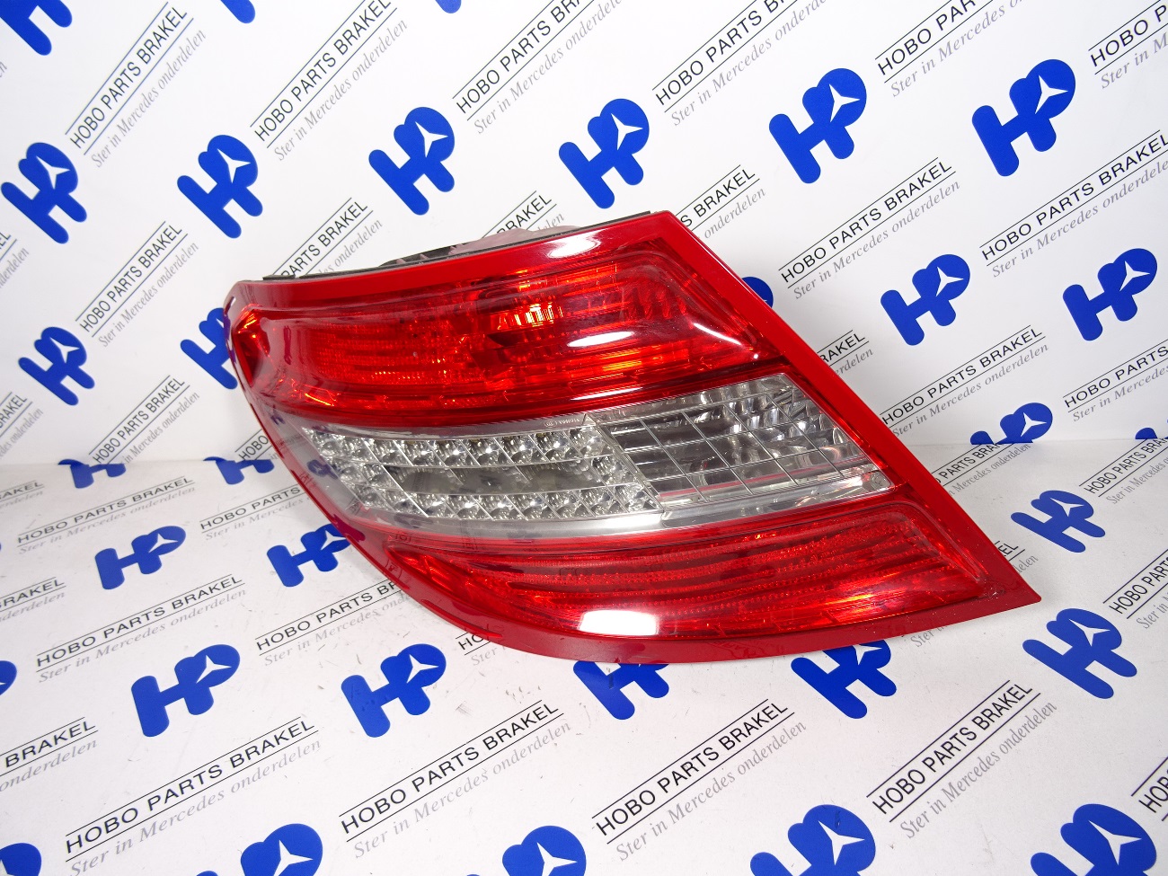 Achterlicht C-klasse w204 LED Links