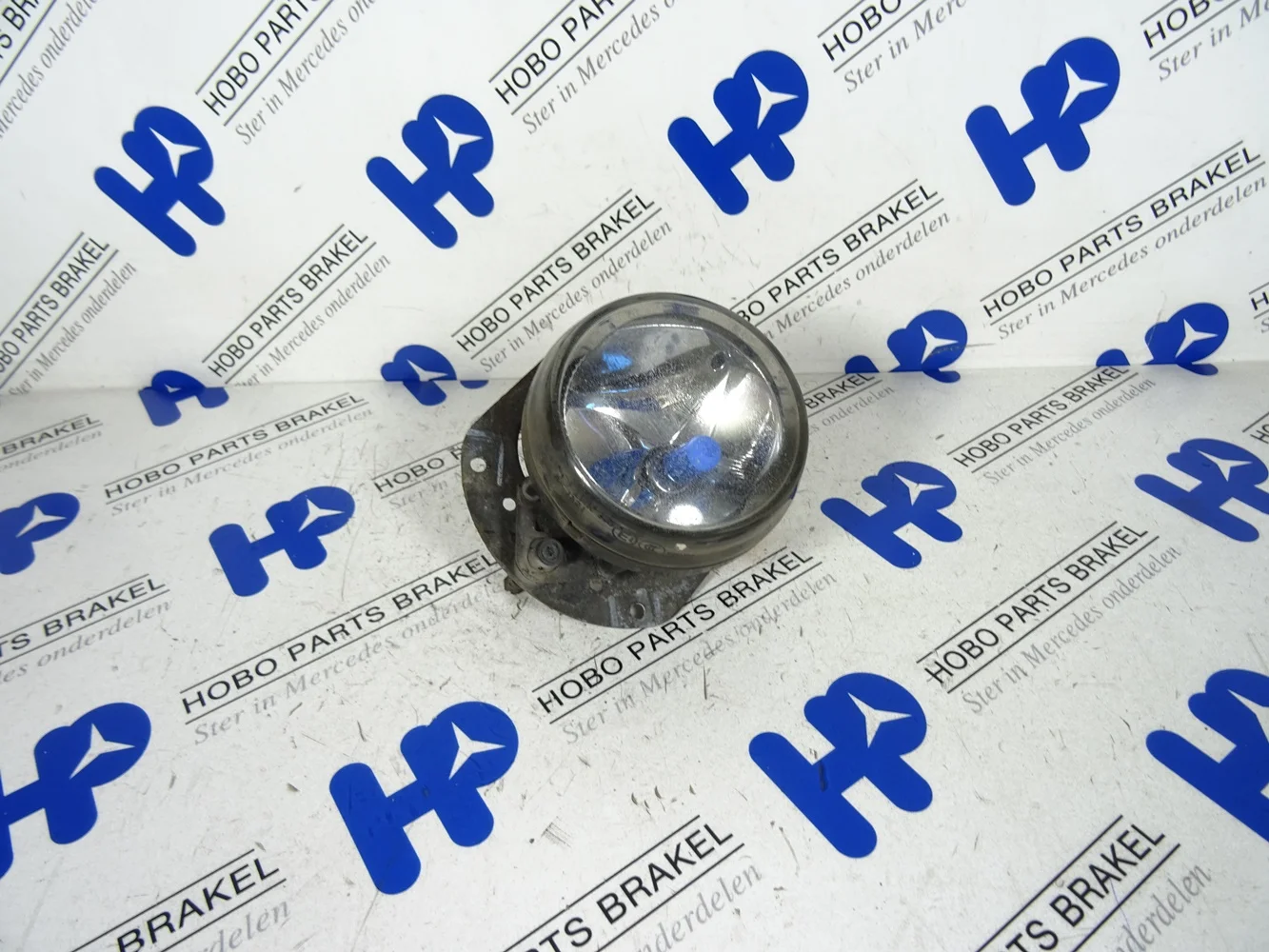 Fog light A 204 820 2256 FR - A2048202256 - A2048202256