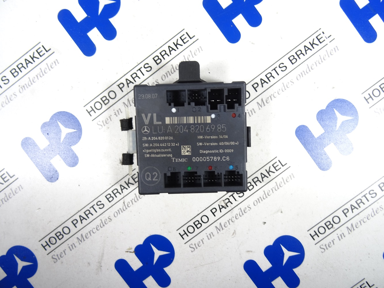 Deur module A 204 820 6985 LV