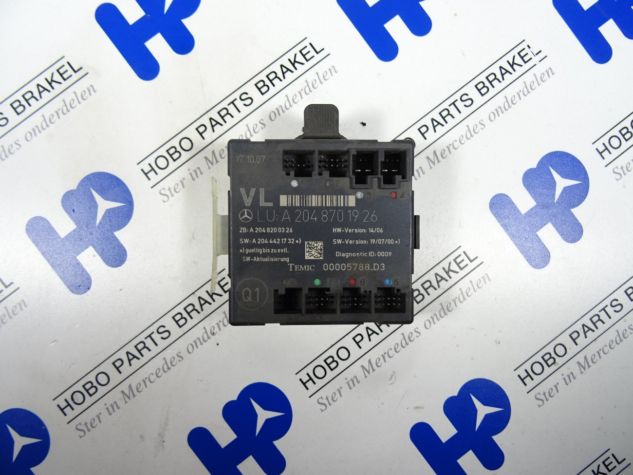 Deur module A 204 870 1926* LV