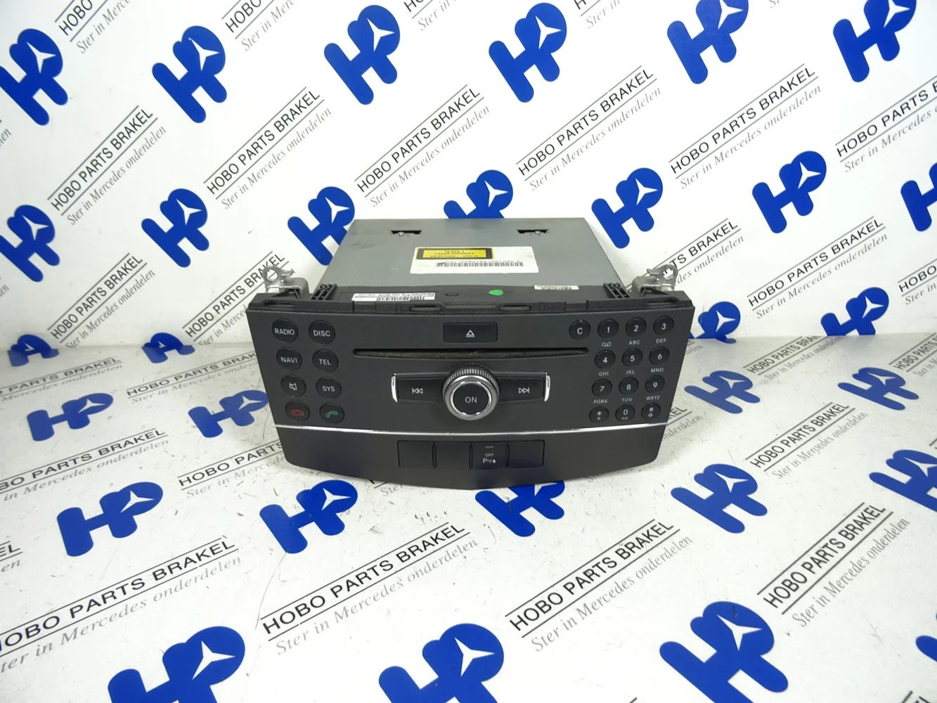 Radio CD player A 204 906 8501 - A2049068501 - A2049068501