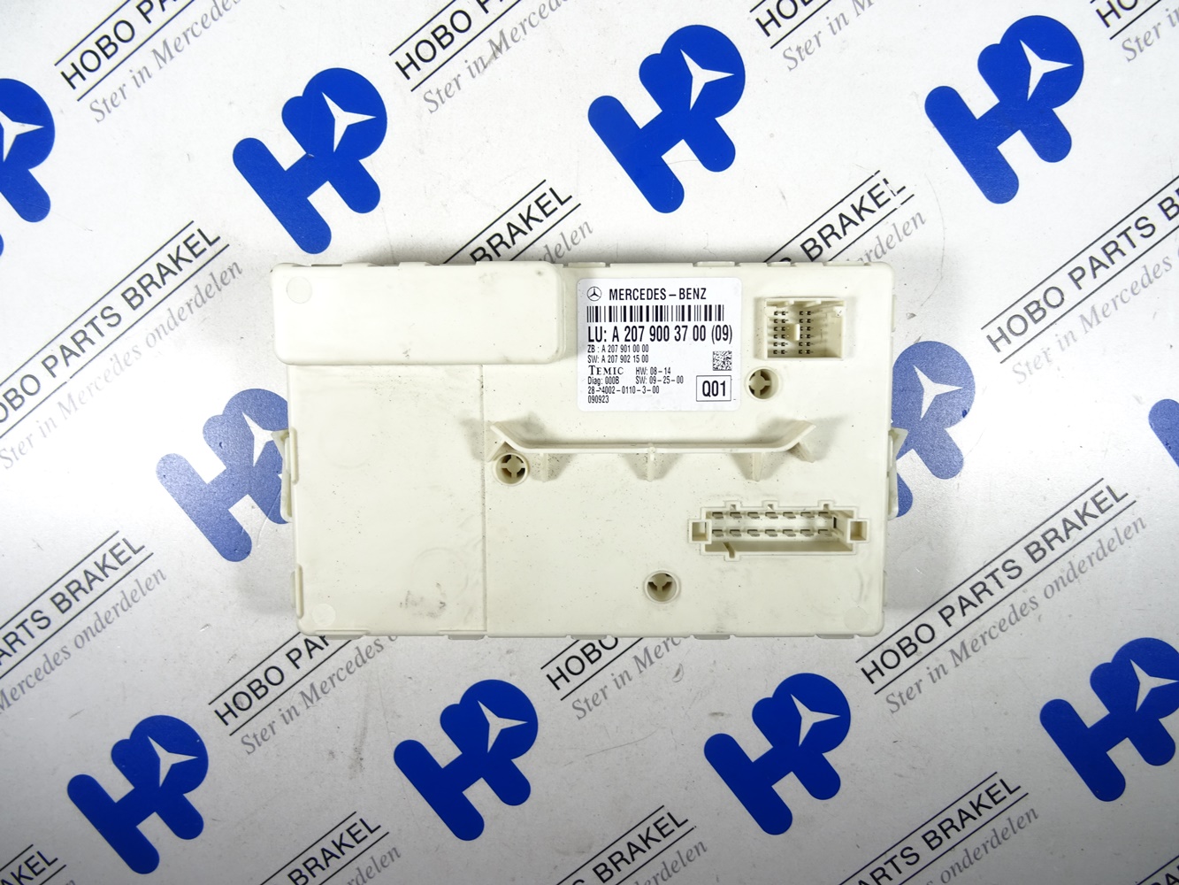 Raam module A 207 900 3700