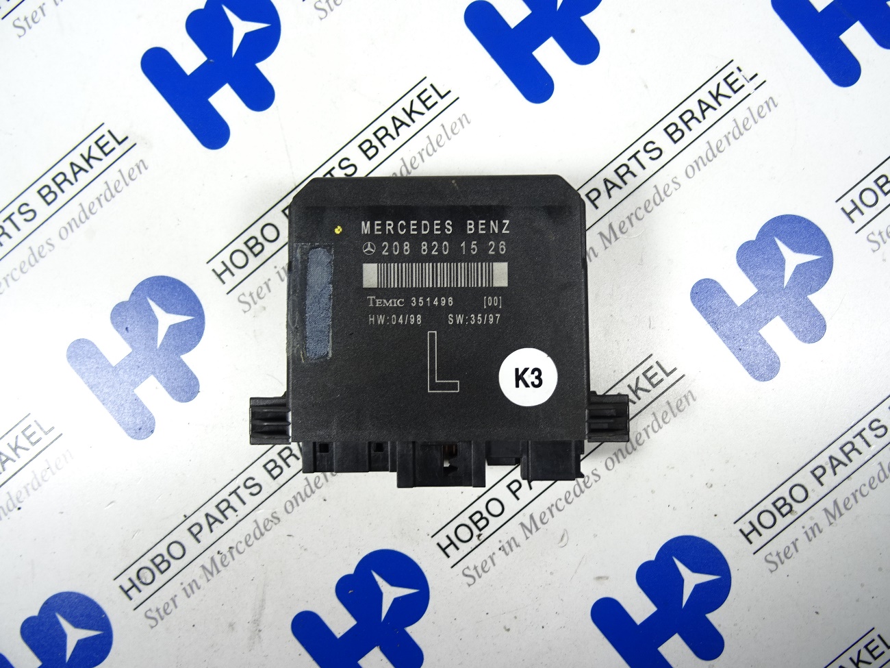 Deur module A 208 820 1526 LV