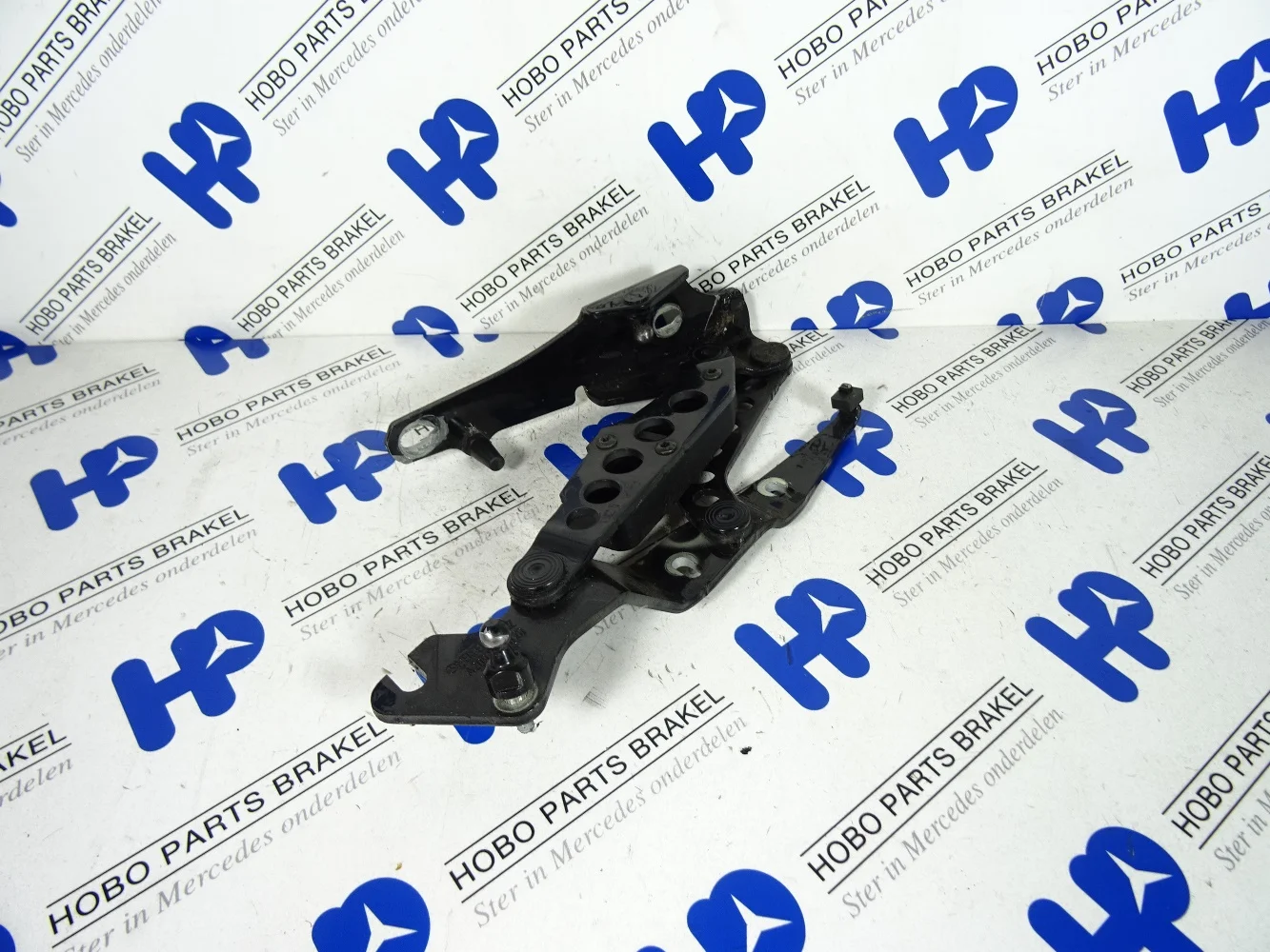 Achterklep scharnier A 209 750 0128 - A2097500128 - A2097500128