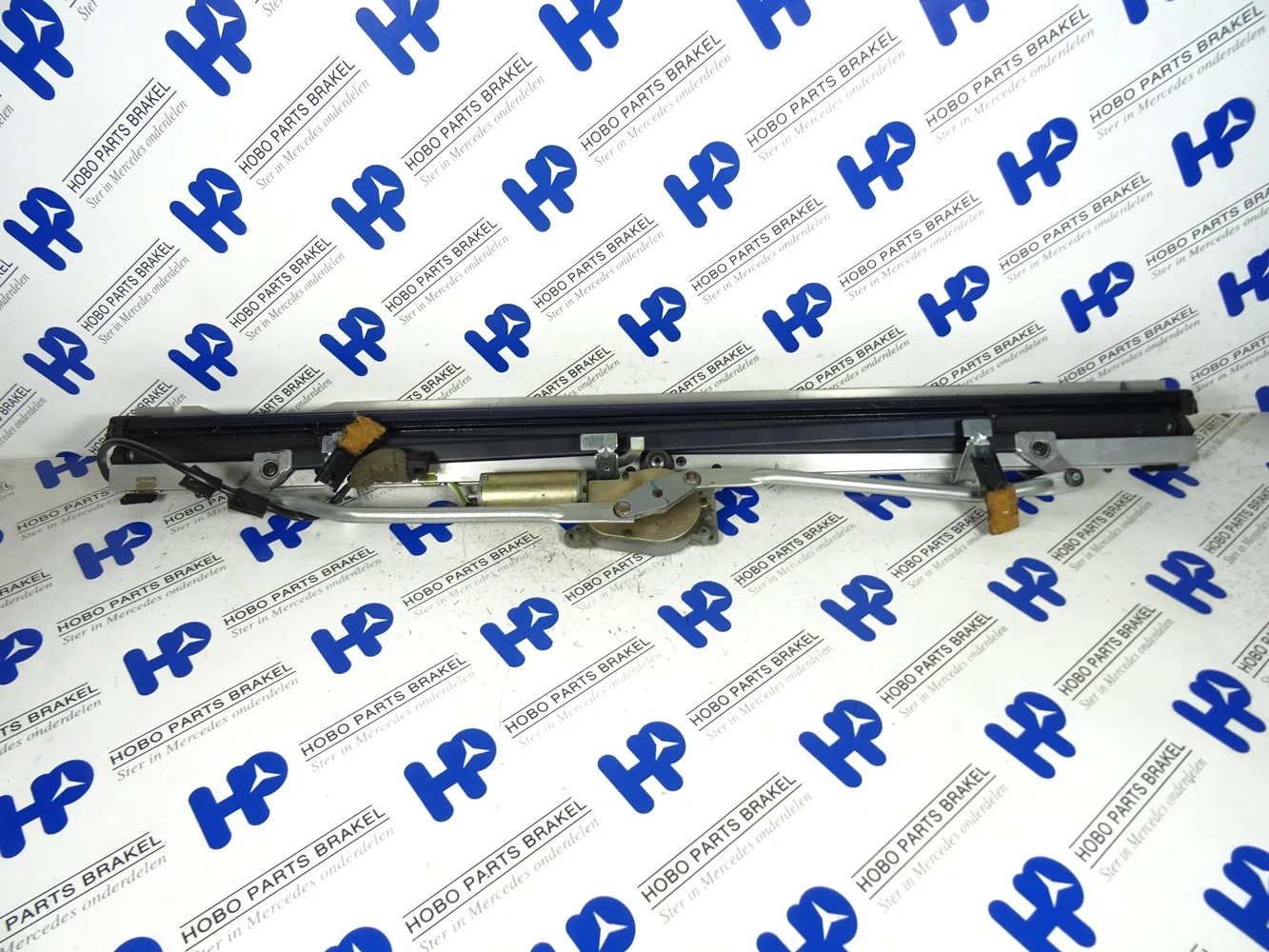 Roller blind A 209 810 0020 - A2098100020 - A2098100020