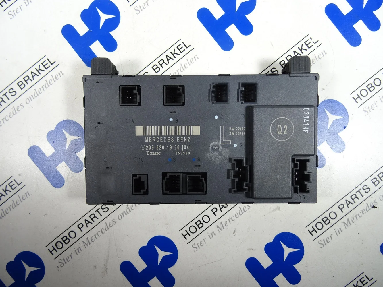 Deur module A 209 820 1926 LV