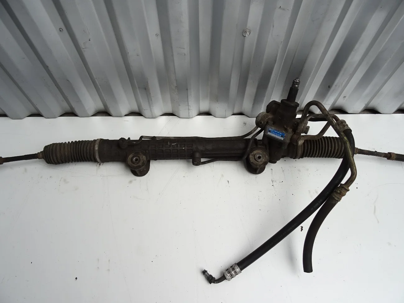 Steering rack A 210 460 2884 - A2104602884 - A2104602884