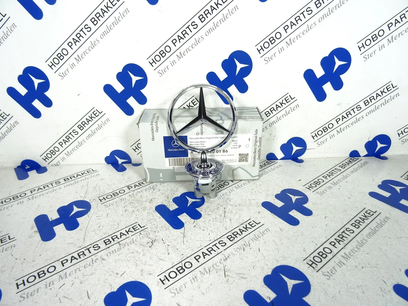 Bonnet star A 210 880 0186 (New) - A2108800186 n - A2108800186-N