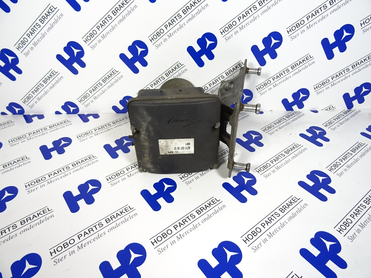 ABS pomp A 211 431 1812