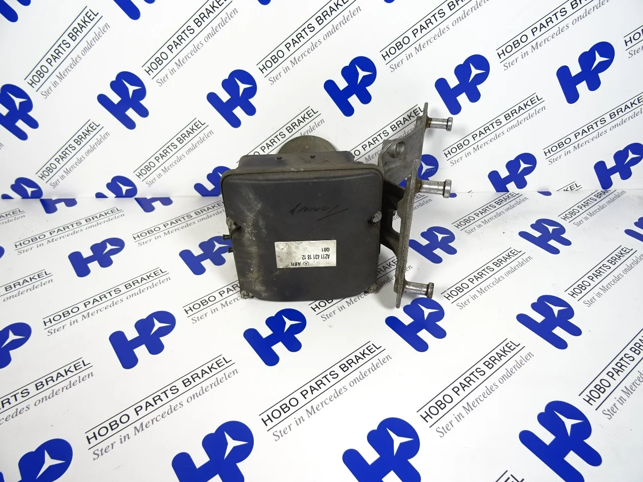 ABS pomp A 211 431 1812