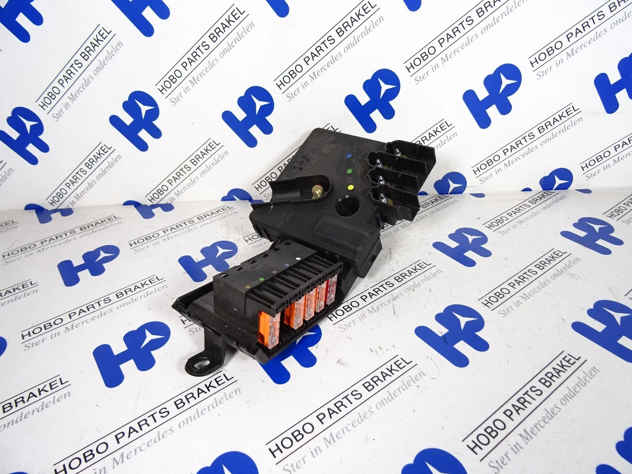 Fuse box A 211 546 1341 - A2115461341 - A2115461341