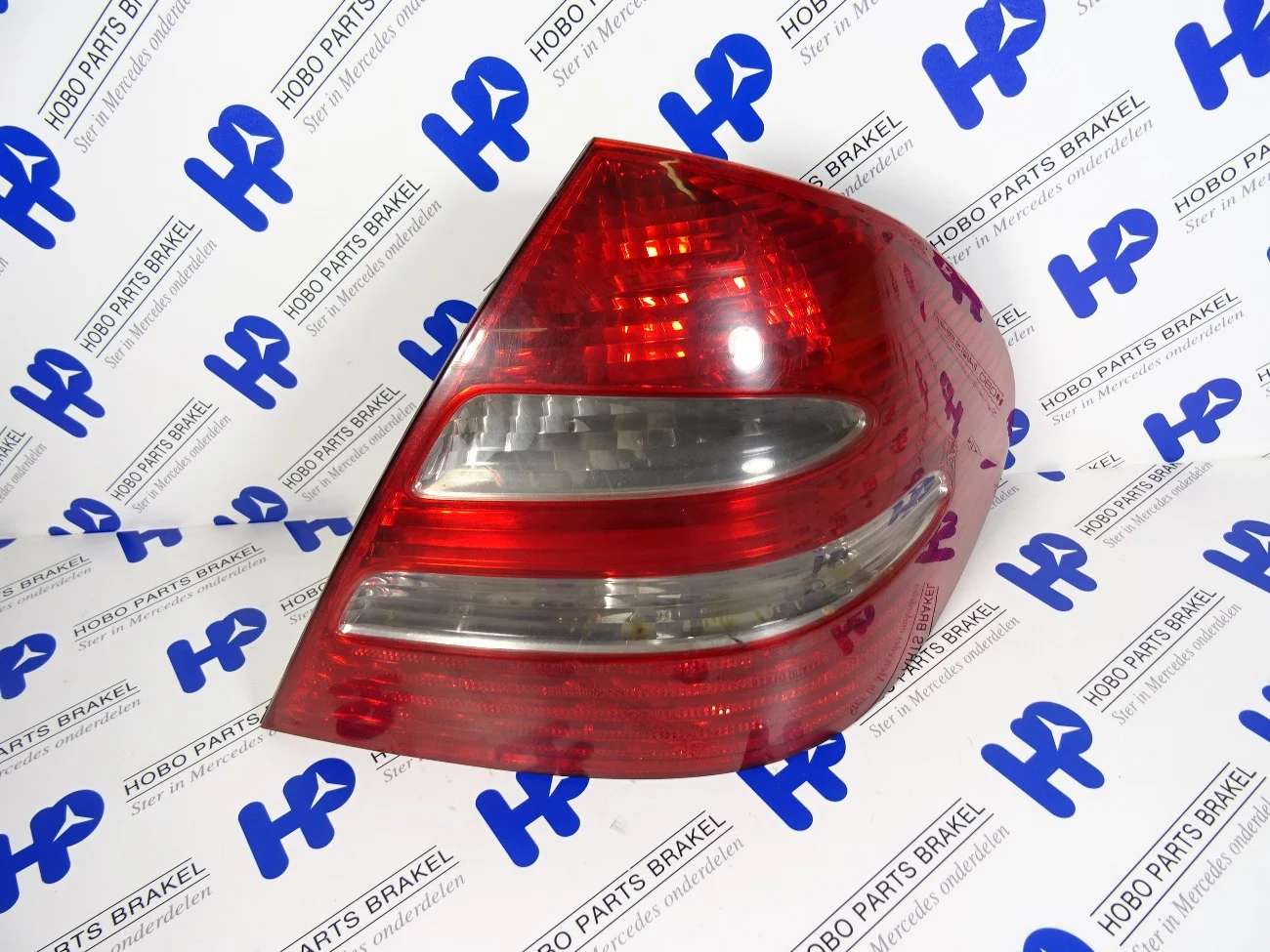 Achterlicht E-klasse w211 Classic / Elegance Rechts. - A2118200464 - A2118200464