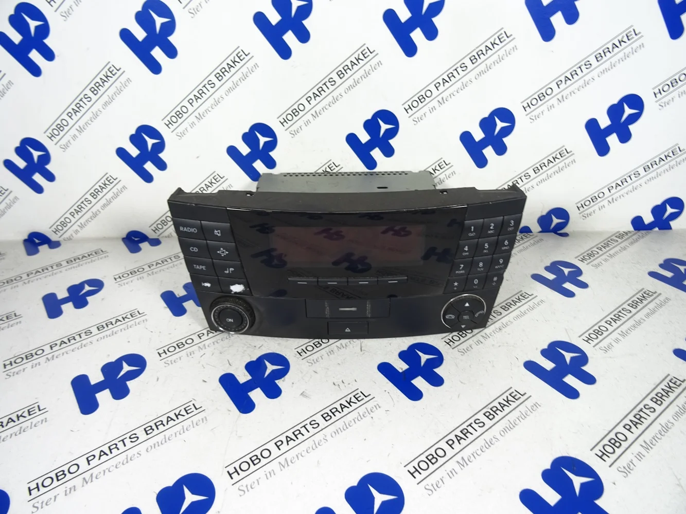 Radio A 211 820 0879 (!) - A2118200879  - A2118200879