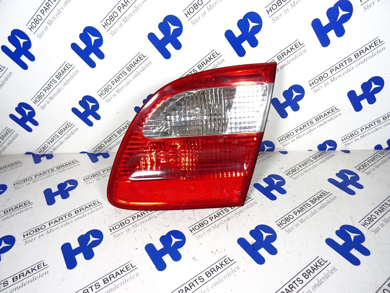 Achterlicht E-klasse w211 Achterklep Combi Rechts.
