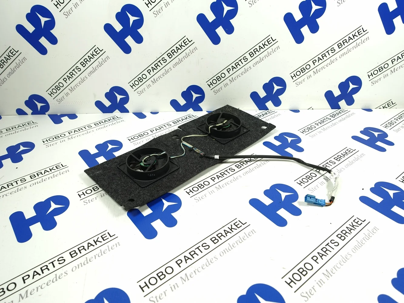 Stoel ventilator A 211 820 2142