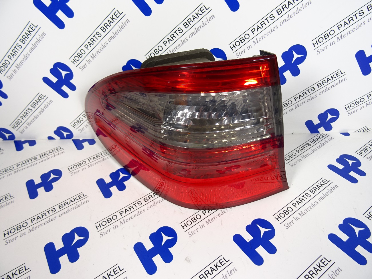 Achterlicht E-klasse w211 Combi Facelift Links