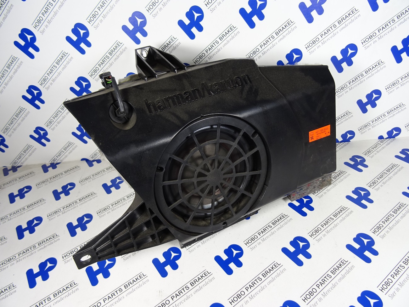 Subwoofer A 211 820 2902