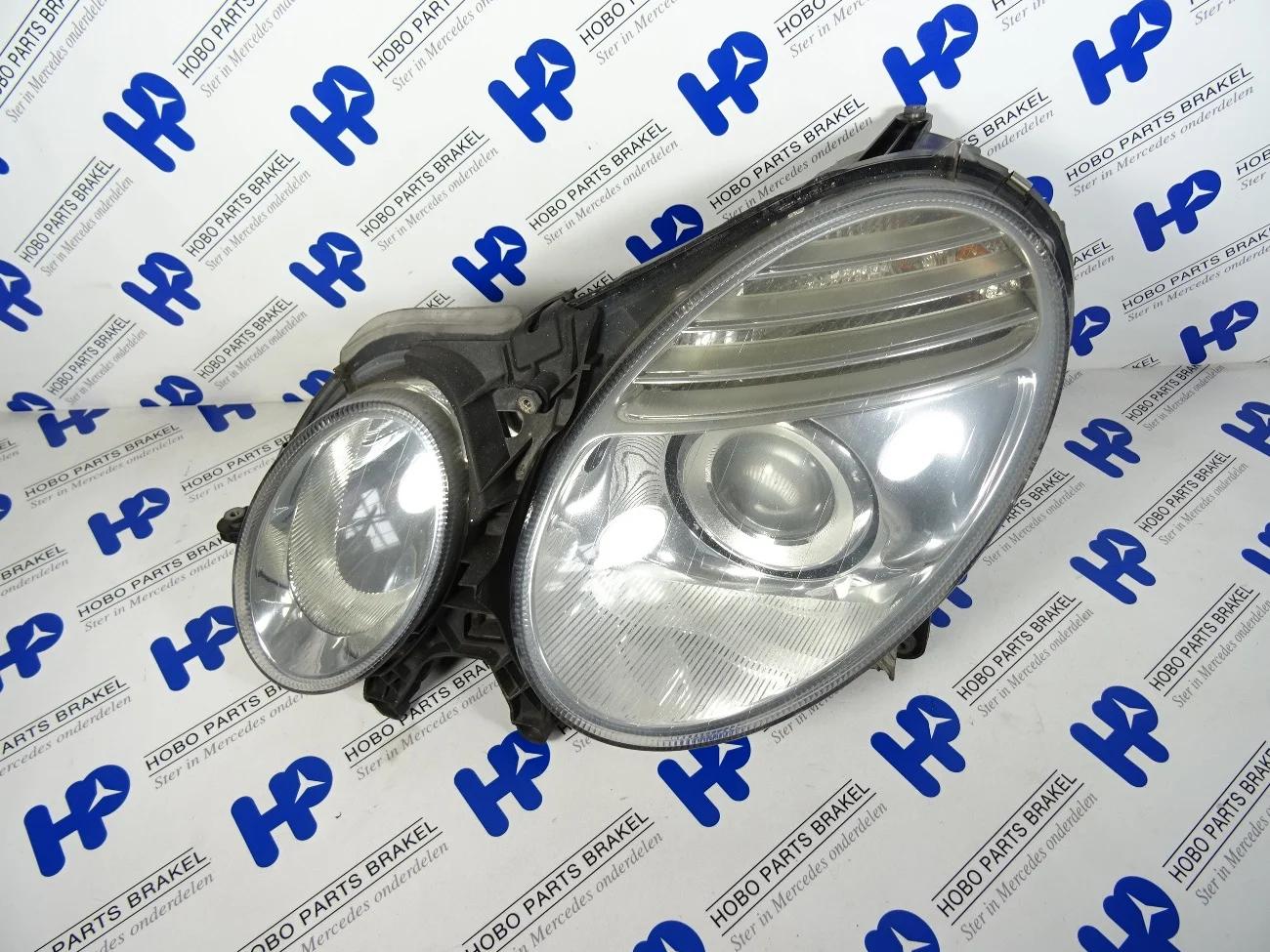 Headlight E-class w211 Facelift Left - A2118202961 - A2118202961