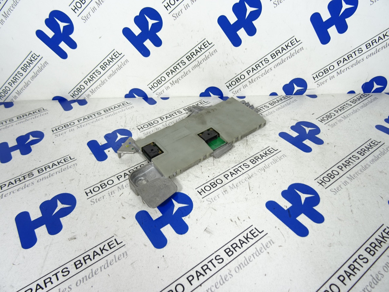 Antenne versterker A 211 820 2989 - A2118202989 - A2118202989