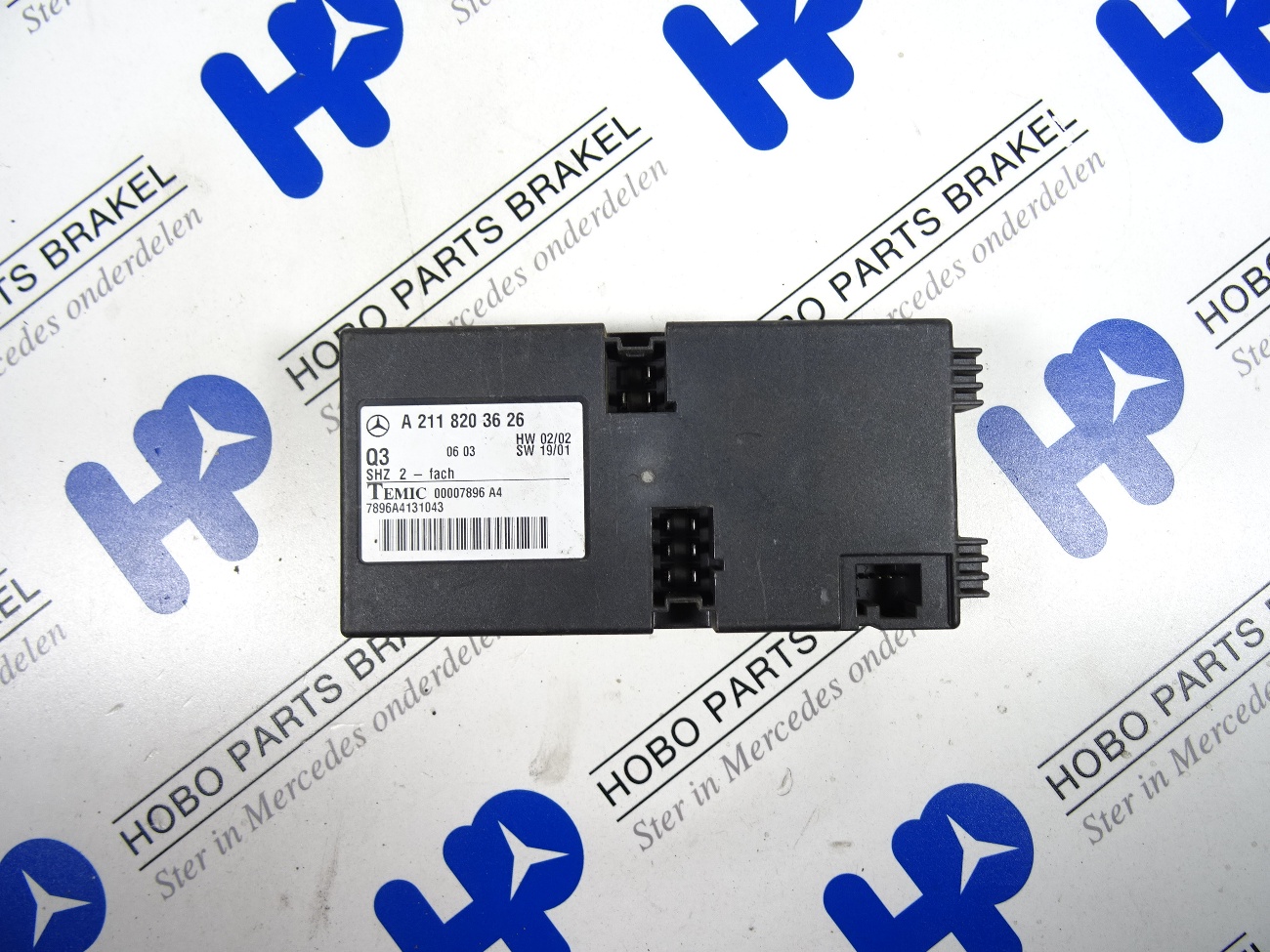 Stoelverwarming module A 211 820 3626