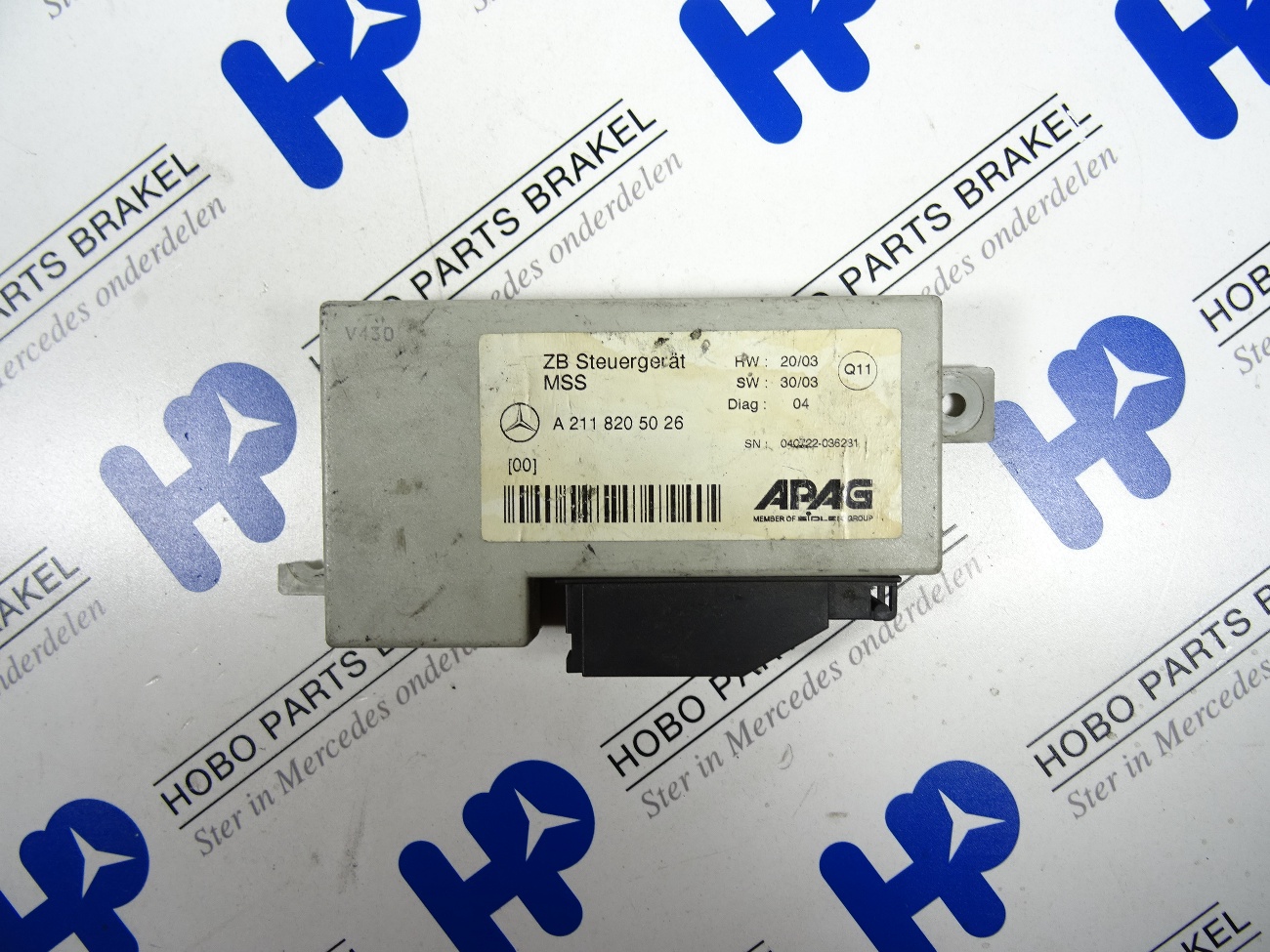 Multifunctie module A 211 820 5026