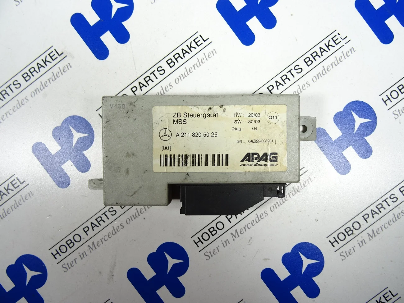 Multifunctie module A 211 820 5026