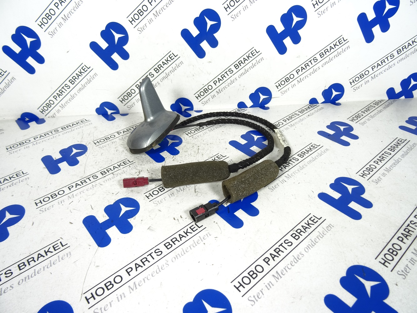 Antenne A 211 820 8475 grijs
