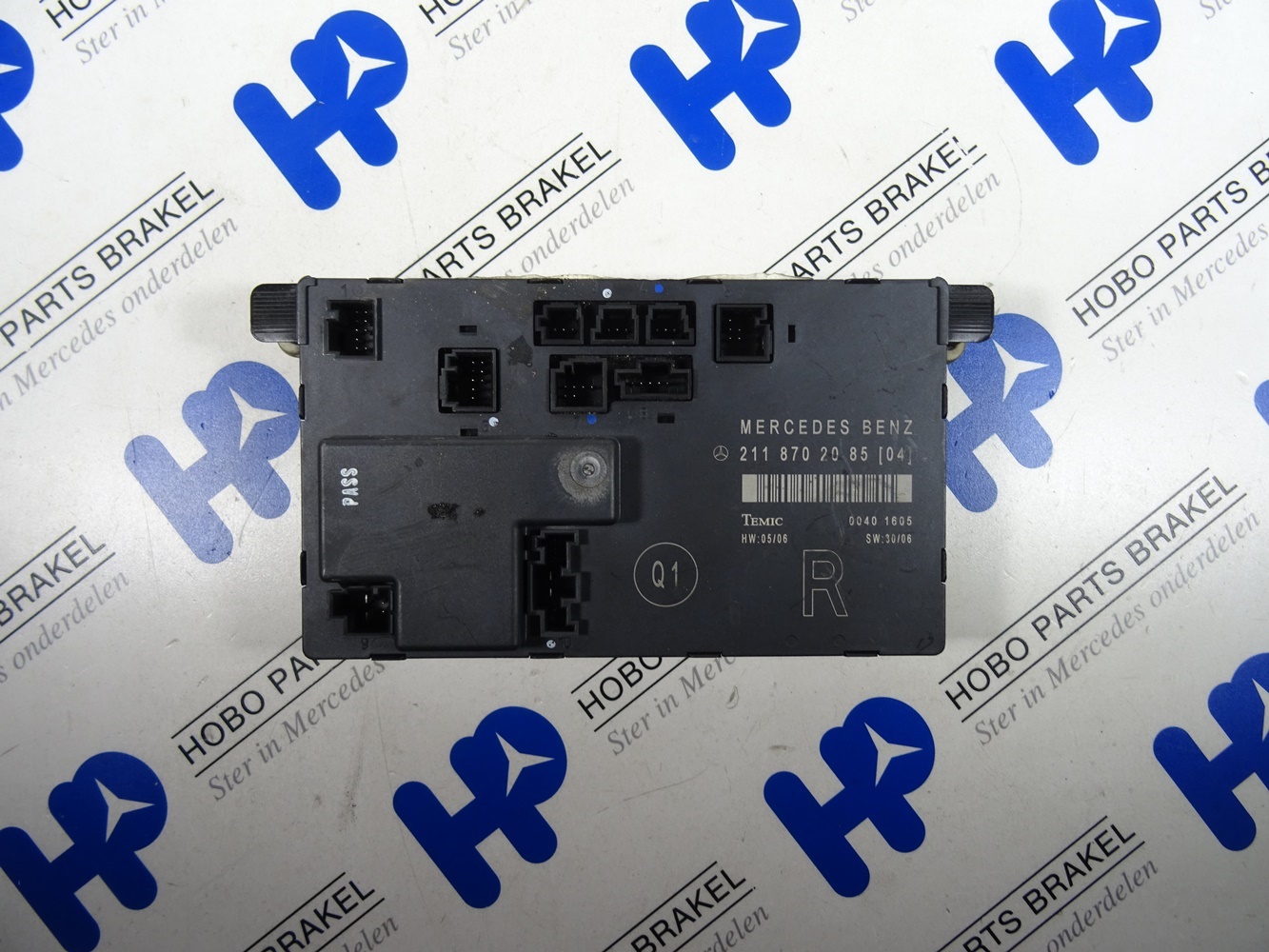 Deur module A 211 870 2085 RV