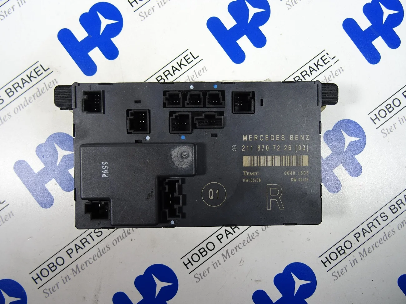 Deur module A 211 870 7226 RV