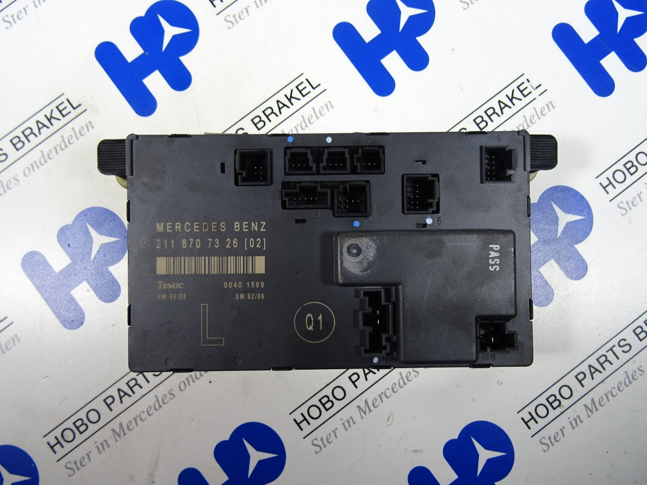 Deur module A 211 870 7326 LV