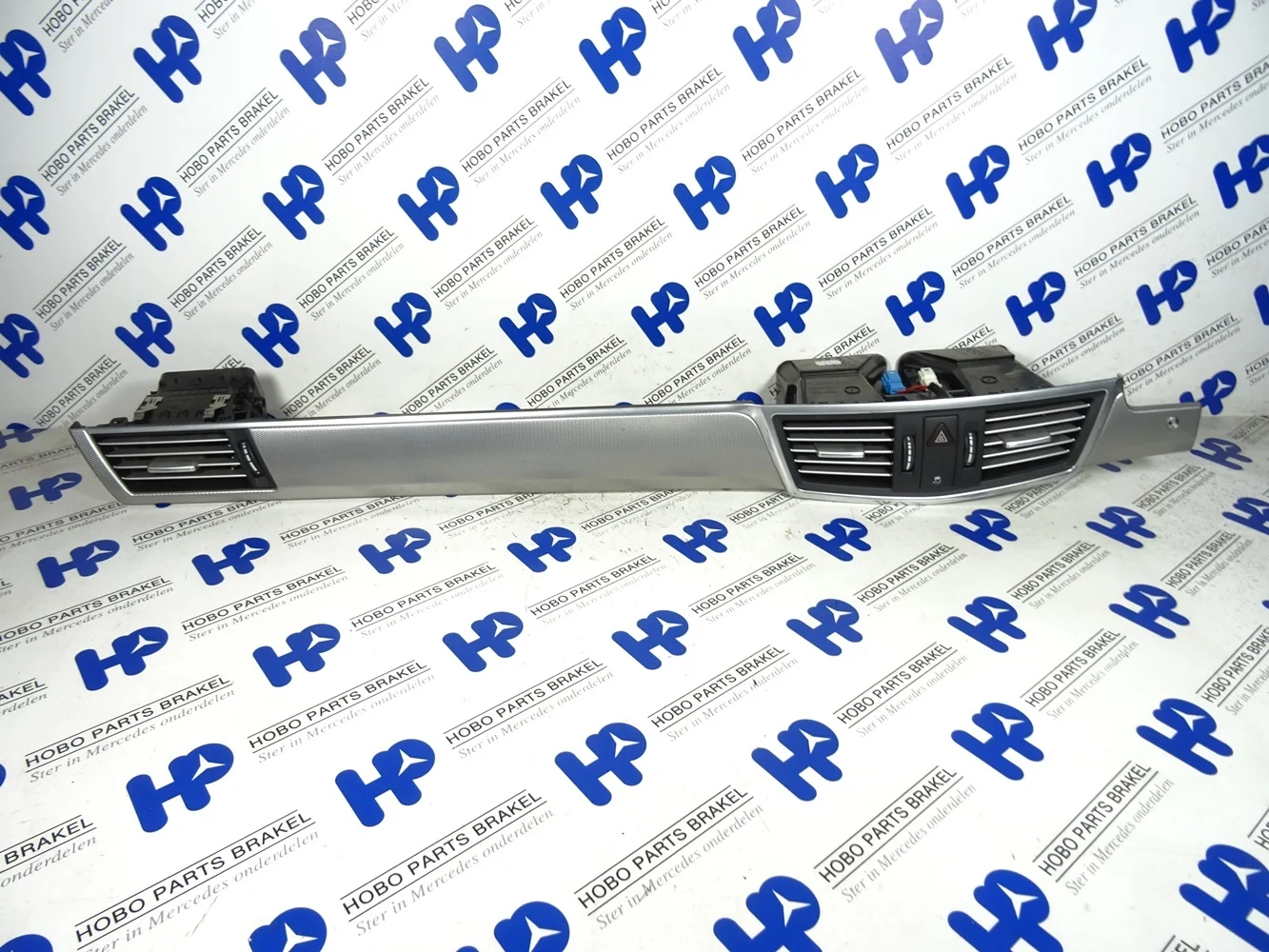 Dashboard sierlijst A 212 680 2571 (!) - A2126802571 - A2126802571