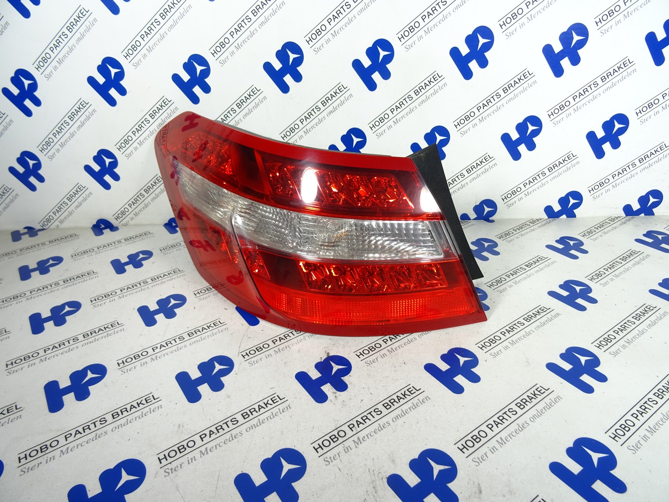 Achterlicht E-klasse w212 Links