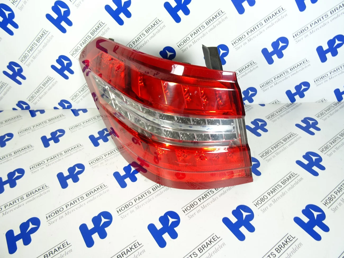 Achterlicht E-klasse w212 Combi Avantgarde Links(!)