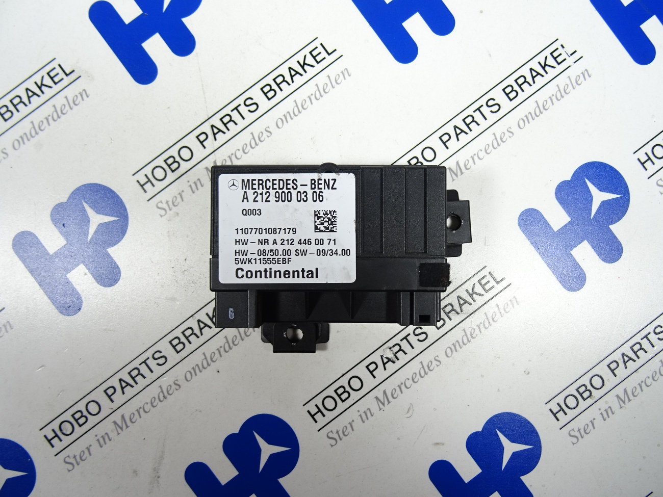Brandstofpomp module A 212 900 0306