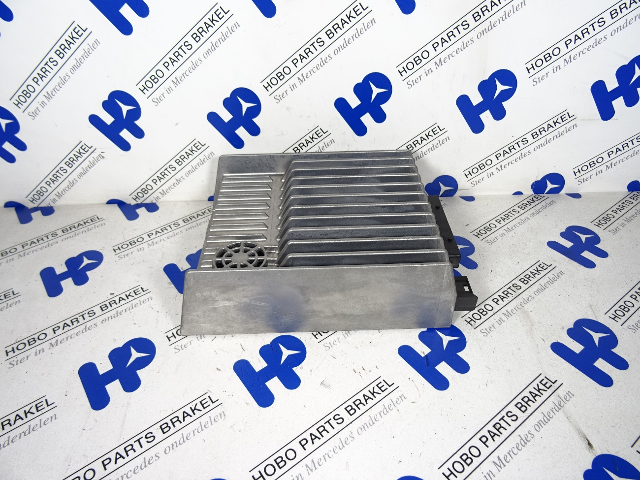 Versterker A 212 900 2401