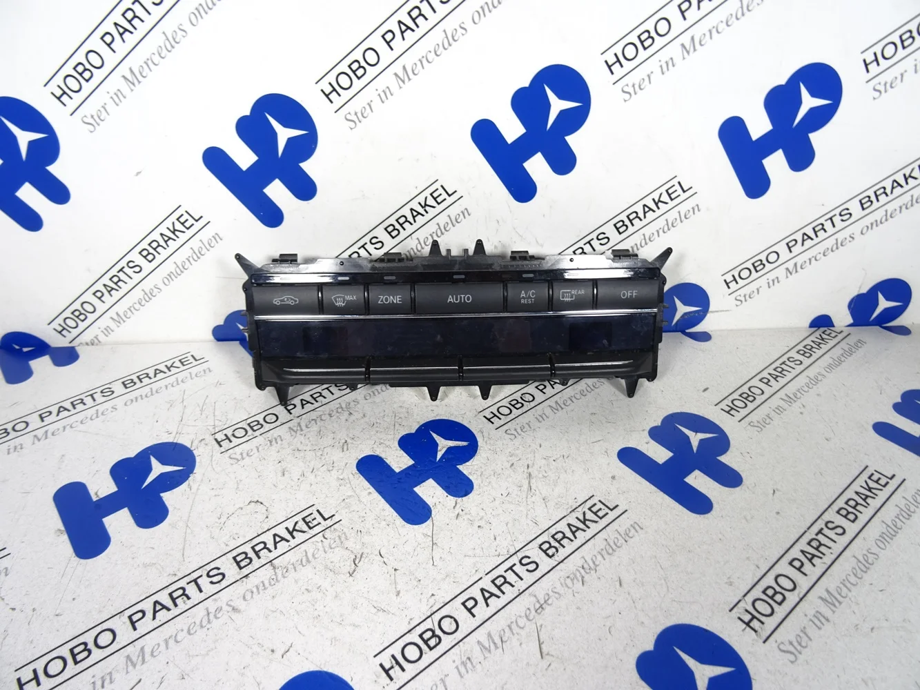 Heater panel A 212 900 8908 - A2129008908 - A2129008908
