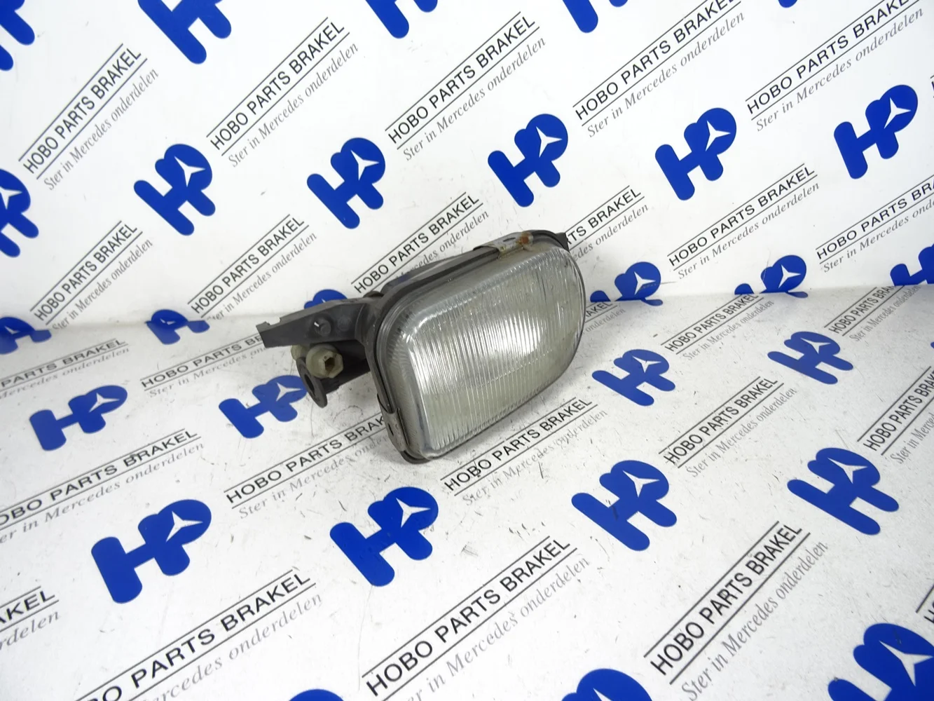 Mistlamp A 215 820 0556 LV