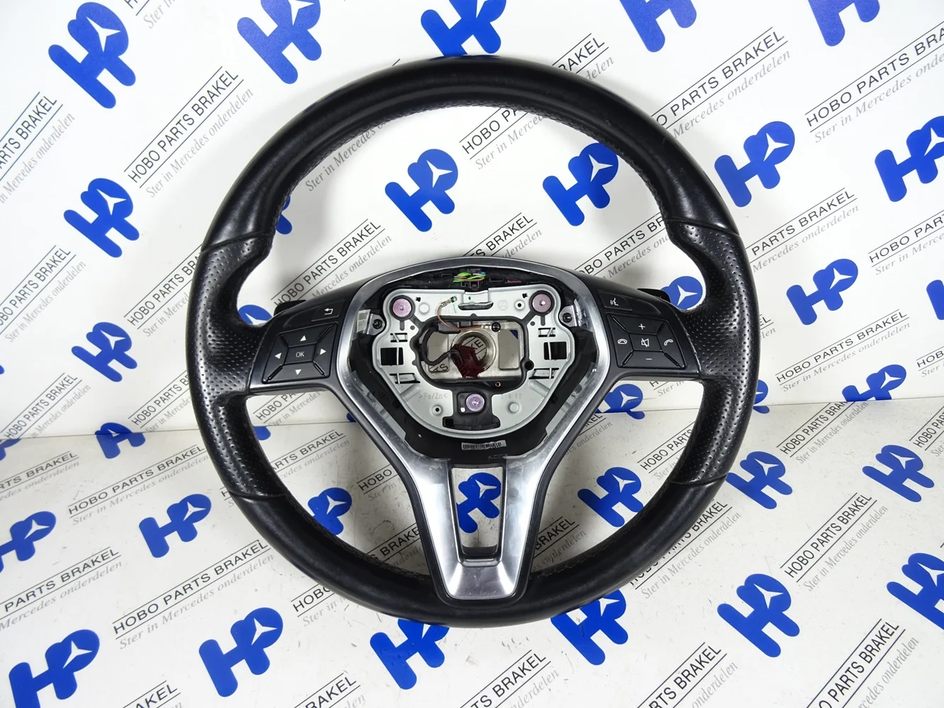 Stuurwiel E-klasse w212 Sport - A2184600118 9e38 - A2184600118-9E38