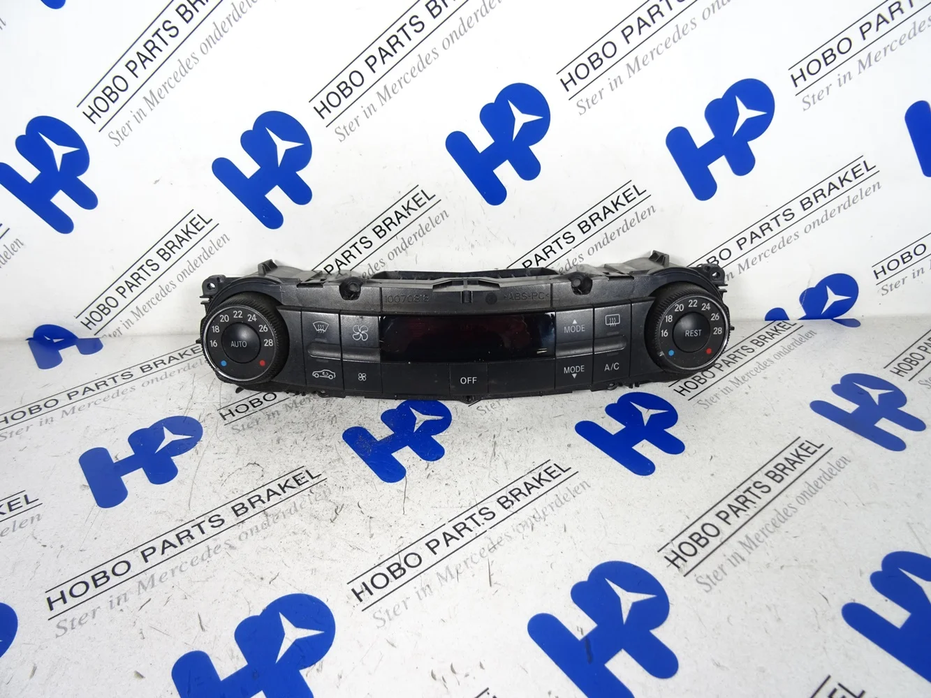 Heater panel A 219 830 0985 - A2198300985 - A2198300985