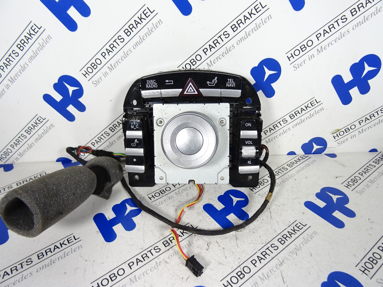 Multimedia bedieningspaneel A 221 870 4310 - A2218704310 - A2218704310