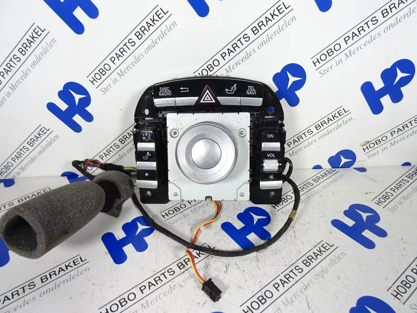 Multimedia bedieningspaneel A 221 870 4310 - A2218704310 - A2218704310