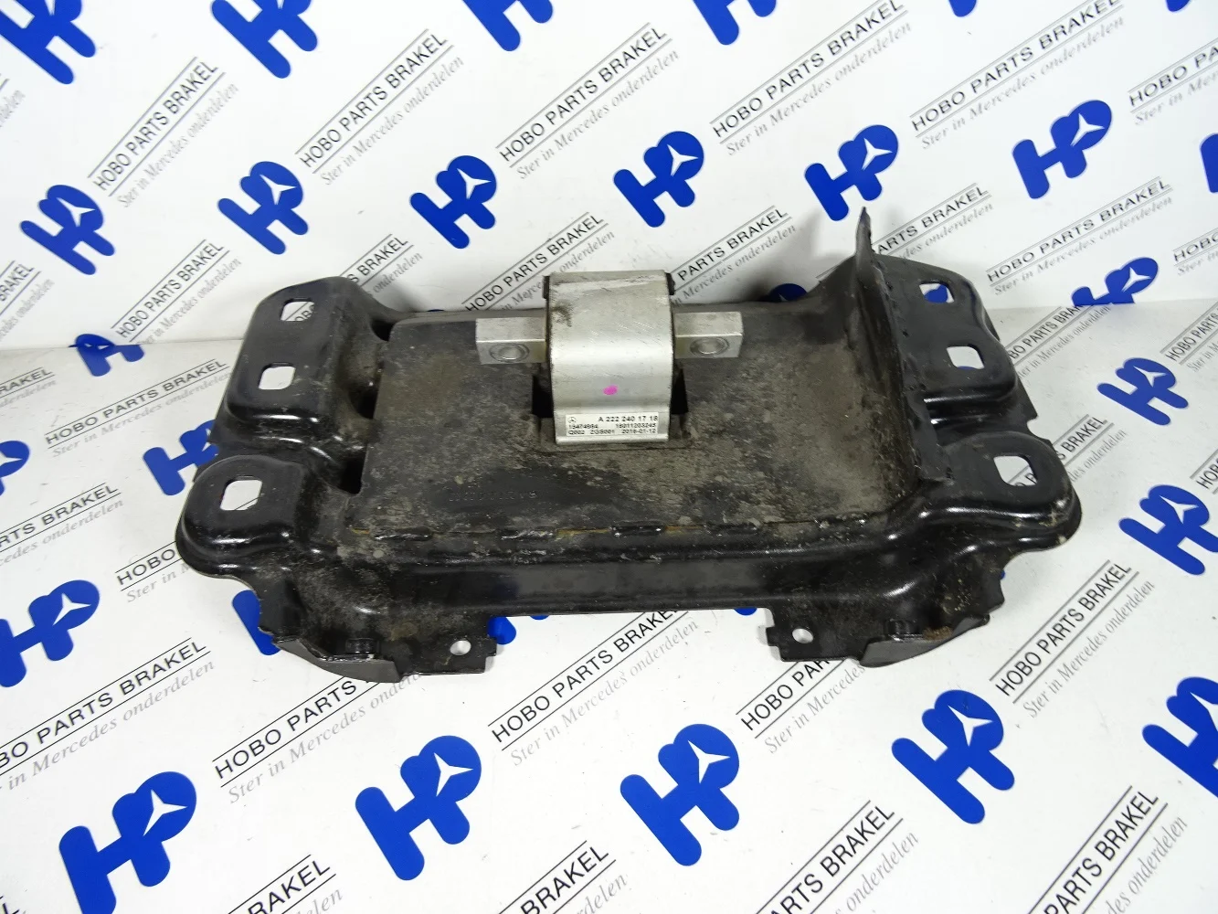 Gearbox mount A 222 240 2802 - A2222402802 - A2222402802