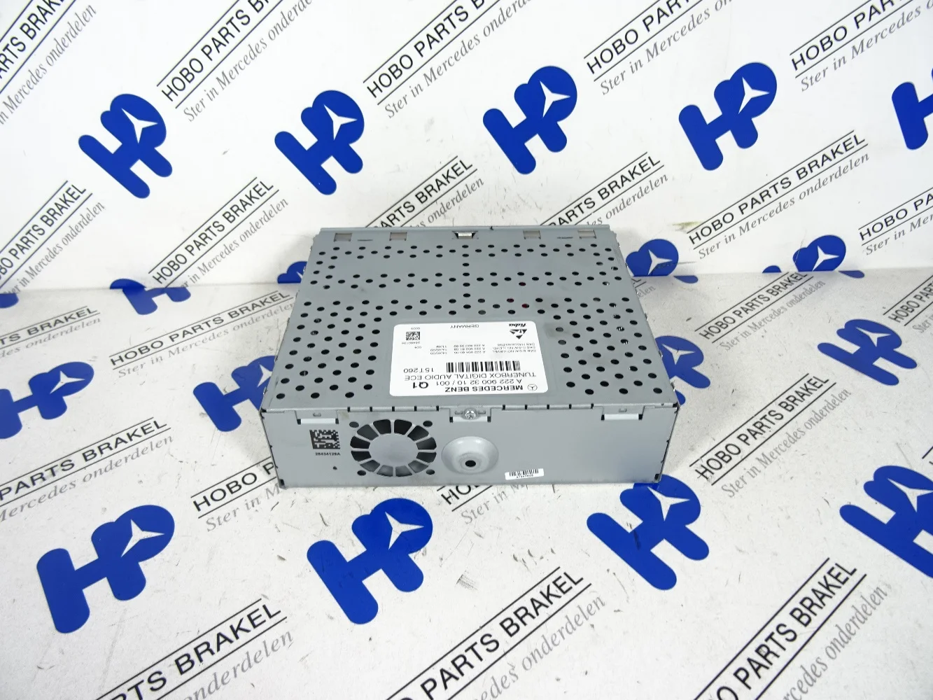 Radio module A 222 900 3210 - A2229003210 - A2229003210