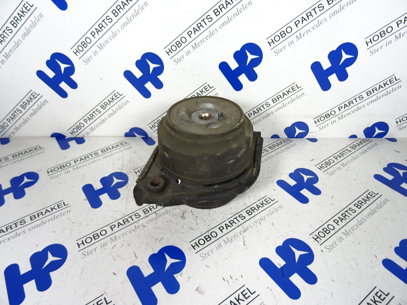 Motorsteun A 251 240 3117